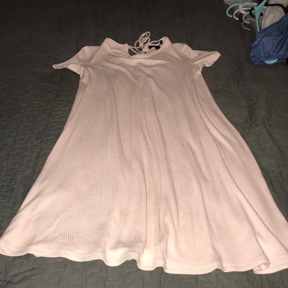 Baby pink t-shirt dress